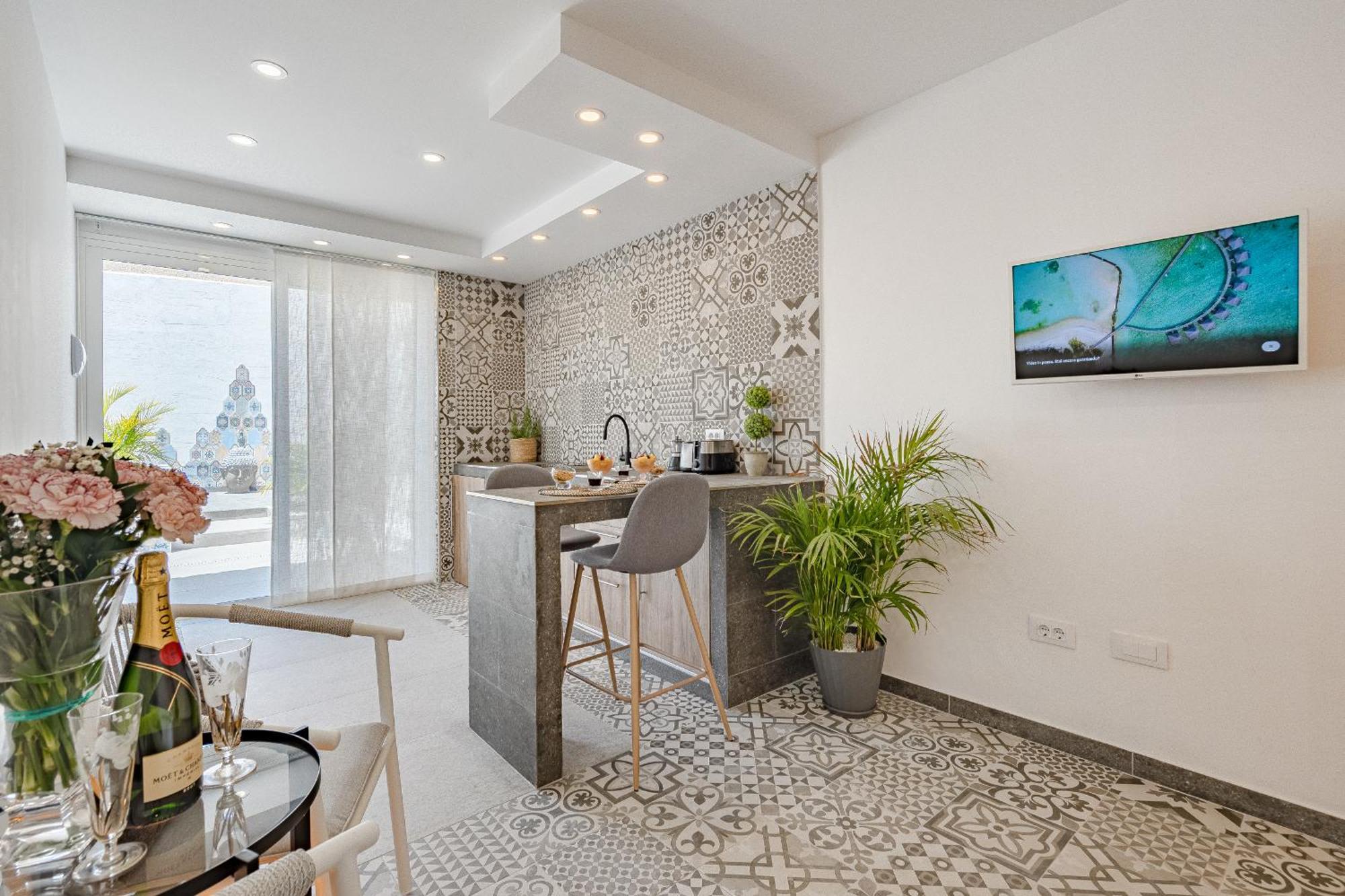 Margot Holiday Suite Callao Salvaje Eksteriør billede